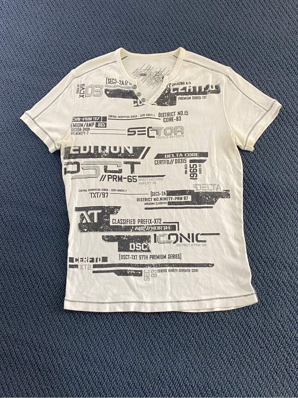 Y2k TXT Slim Fit Tee Shirt